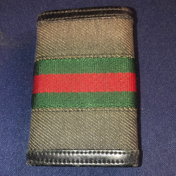 Gucci key wallet used - Picture 1 of 3